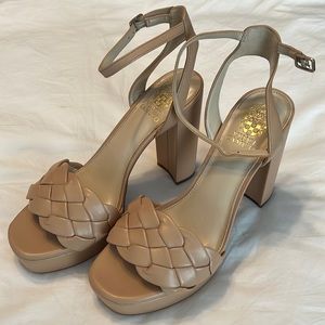 Vince Camuto Mirinda Sandal - Size 8.5